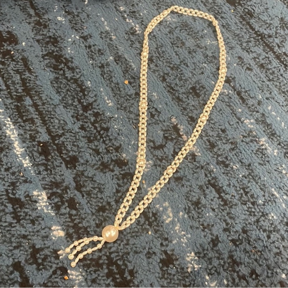 Vintage Costume Pearl Necklace